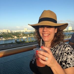 Meet your Posher, Anne-marie